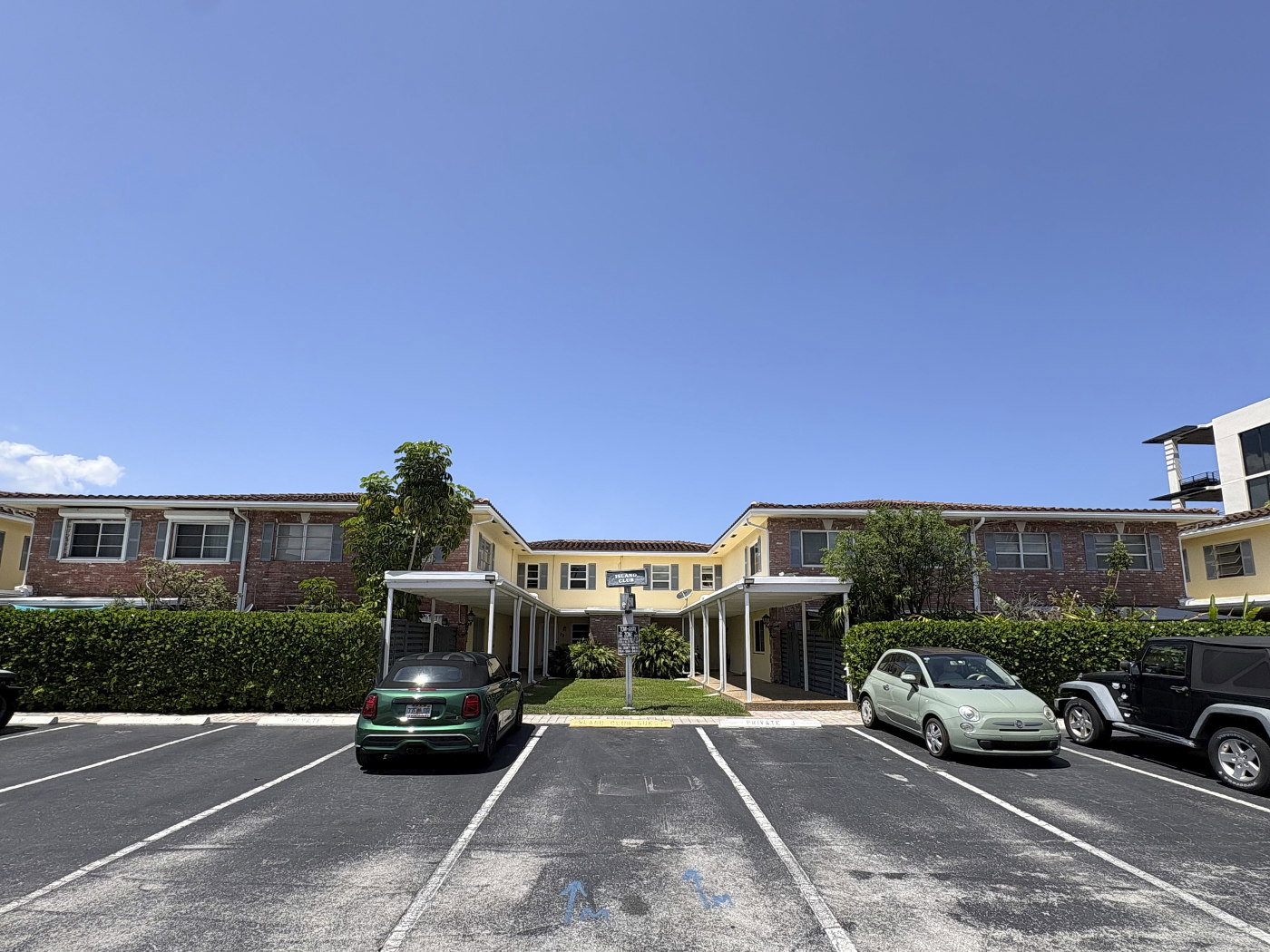 The Island Club Condo